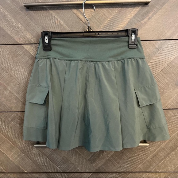 Aerie skirt - Picture 2 of 2